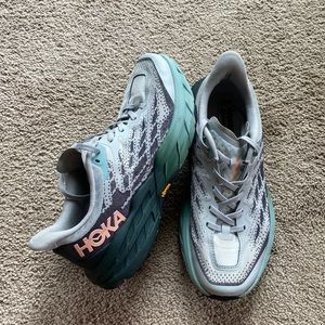 Hoka Speedgoat 5 low, regular width, harbor mist/spruce, Women’s 9